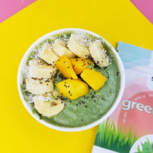 Load image into Gallery viewer, A spoonful of SMOOV green blend in peach flavoured yogurt helps you get your greens in, energize, cleanse, detox and fight bloat. Perfect part of a healthy weight loss diet.