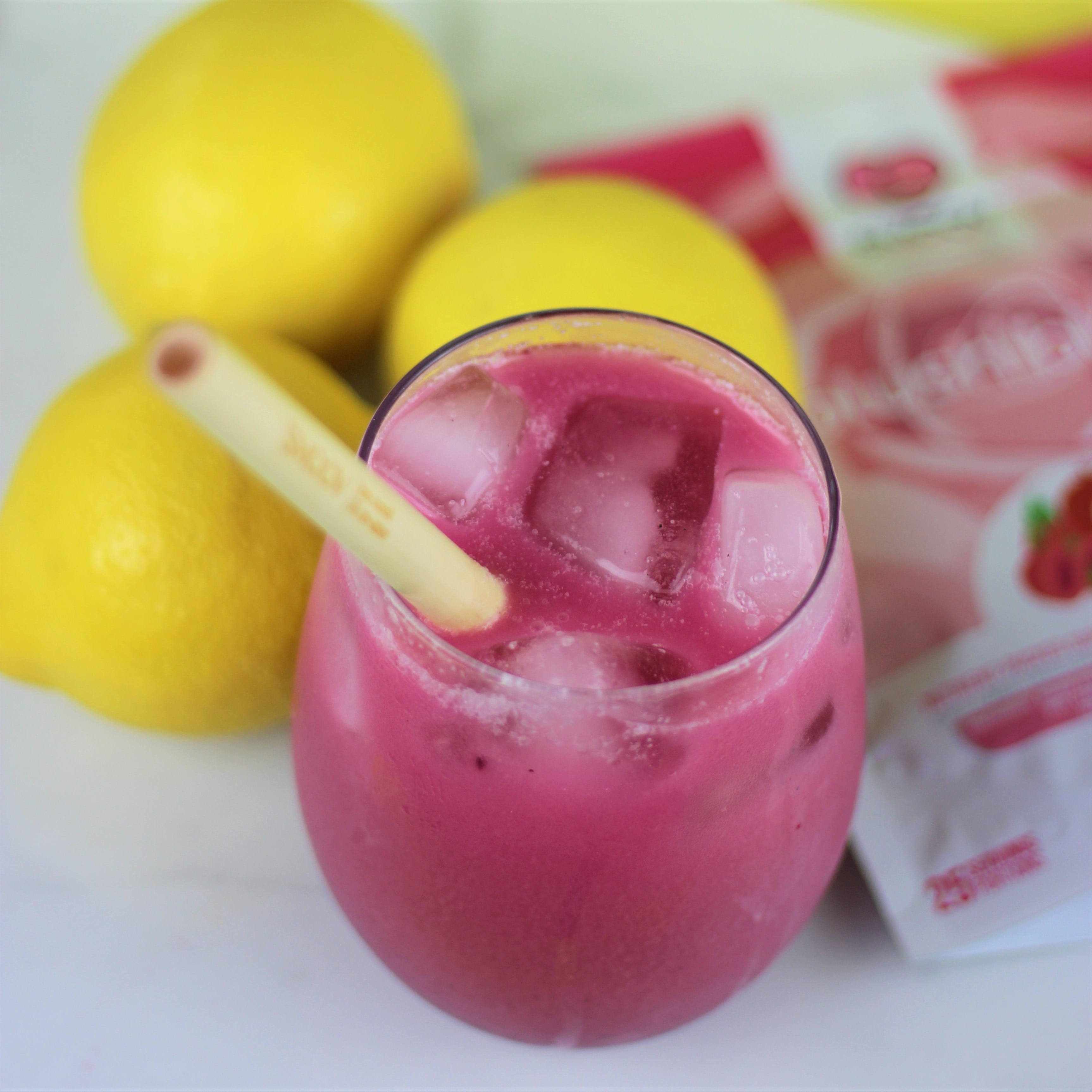 Our superfood version of a creamy lemonade. This pink drink is tangy and refreshing- packed with nutrients to nourish your skin, as you sip on it poolside, ofcourse!