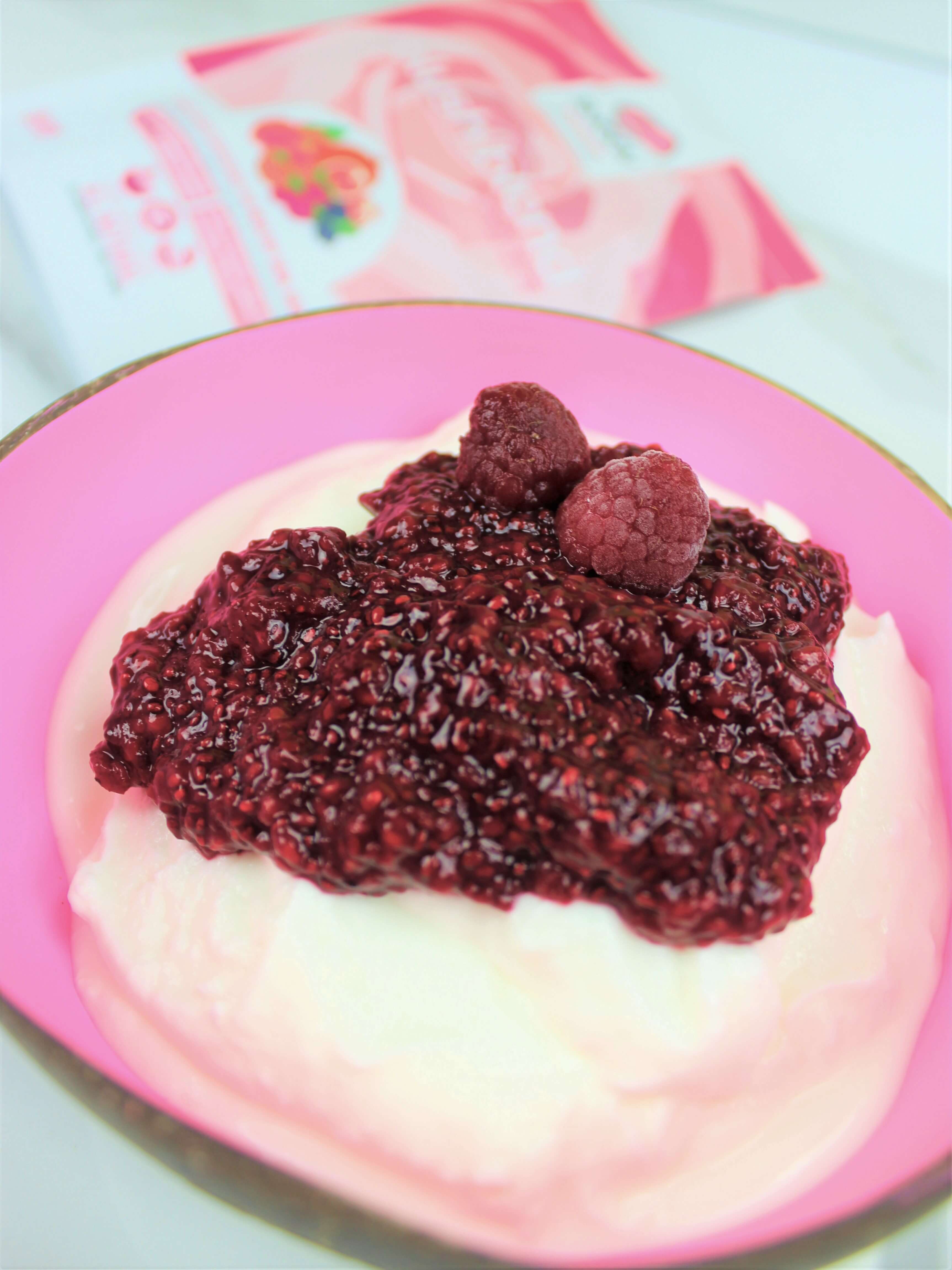 A nutrient packed spread? Yes, try our blush rapsberry chia jam. Perfect for yogurt, oatmeal, toast, pb&j, platters and more! Free from additives, flavours or preservatives.