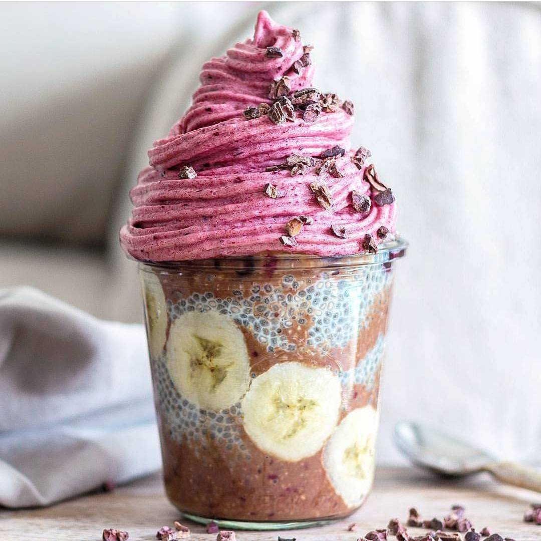 Chia Pudding Oat Smoothie Jar