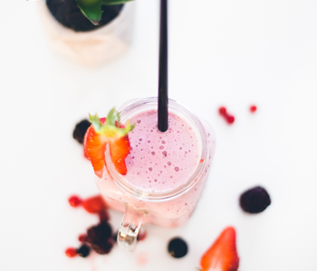 The Best All-in-One Shakes (PROTEIN + SUPERFOODS)