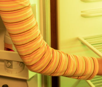 Here's why eating late at night is bad