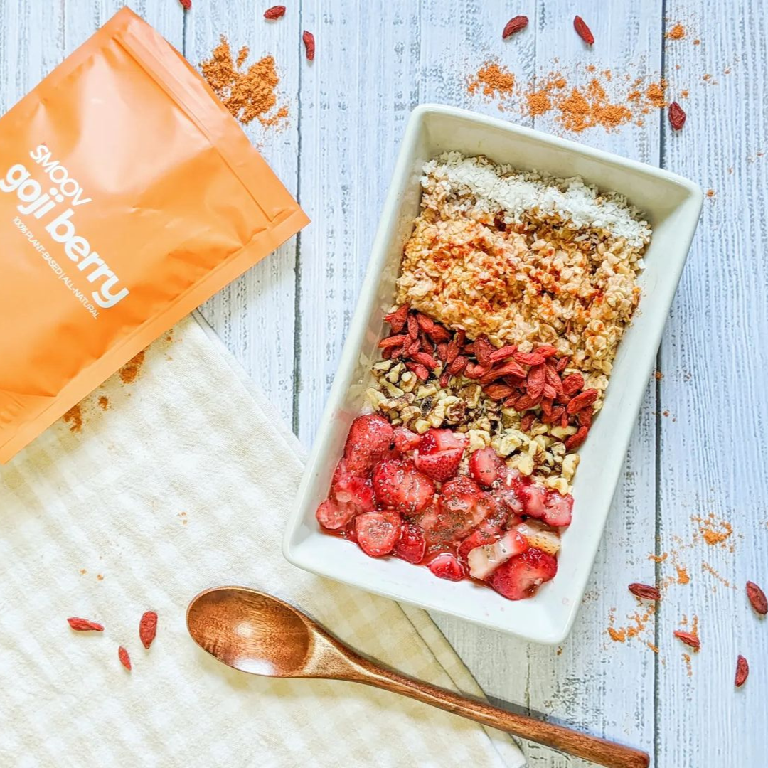 This bowl of strawberry goji oats is a delicious and cozy meal that's super filling and packed with all sorts of yummy and nutritious goodies.