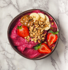 Smoothie Bowl made using smoov superfood blends and powders. Packed with antioxidants for health & wellness. Keto Friendly